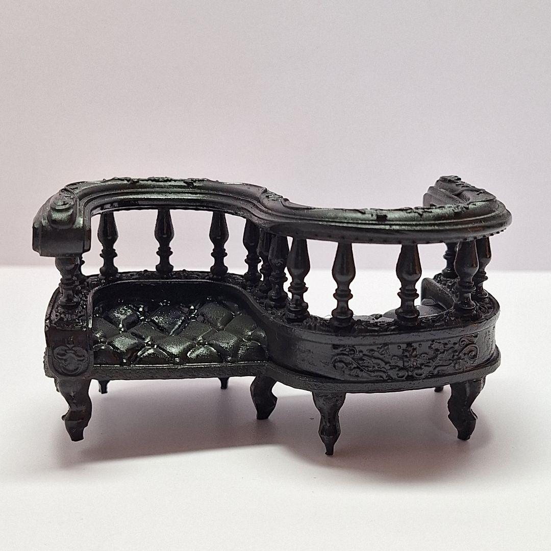 オビツ11　ねんどろいどどーる　密談椅子　　キッシングチェア　ディーラー様