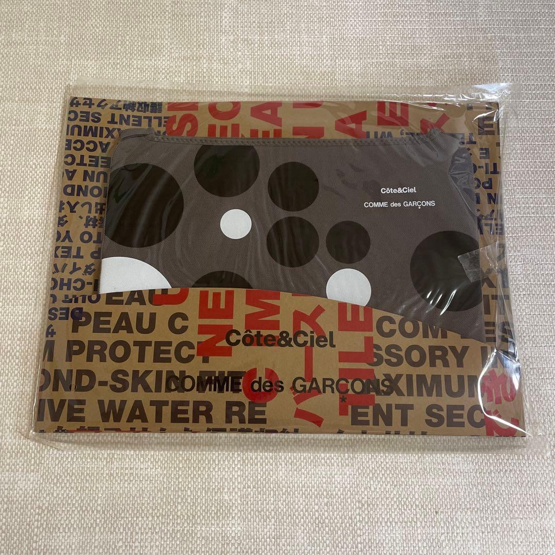 [新品]Comme des Garcons MacBook 13 Caseグレー