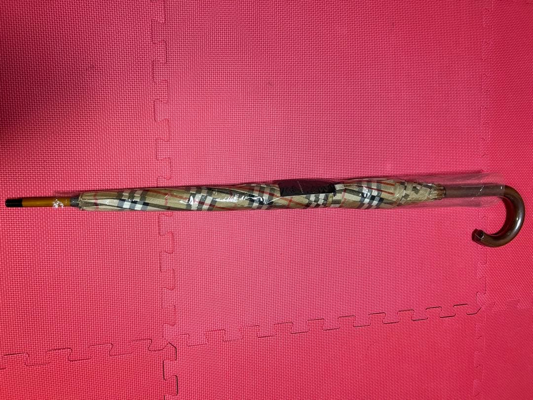 新品未使用バーバリーノバチェック柄 ベージュ 長傘 男女兼用タグ付き レア