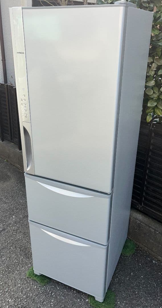 日立大型3ドア冷凍冷蔵庫 315L 真空チルド　自動製氷機能付き