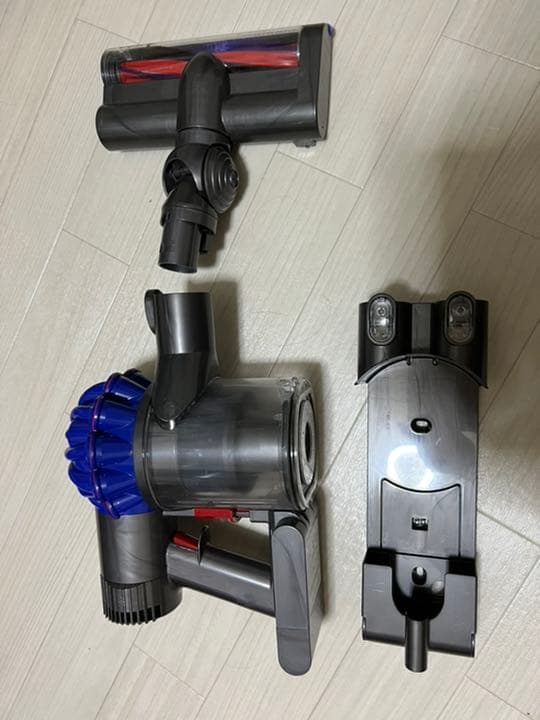 ダイソン DC 62コードレスクリーナー