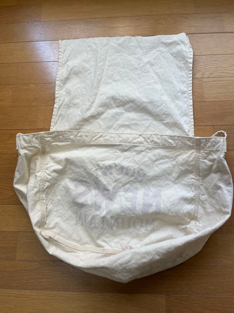 ダブルワークス　ウエアハウス ニュースペーパーバック　ショルダーバッグ