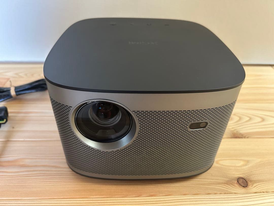 【美品】XGIMI HORIZON プロジェクター