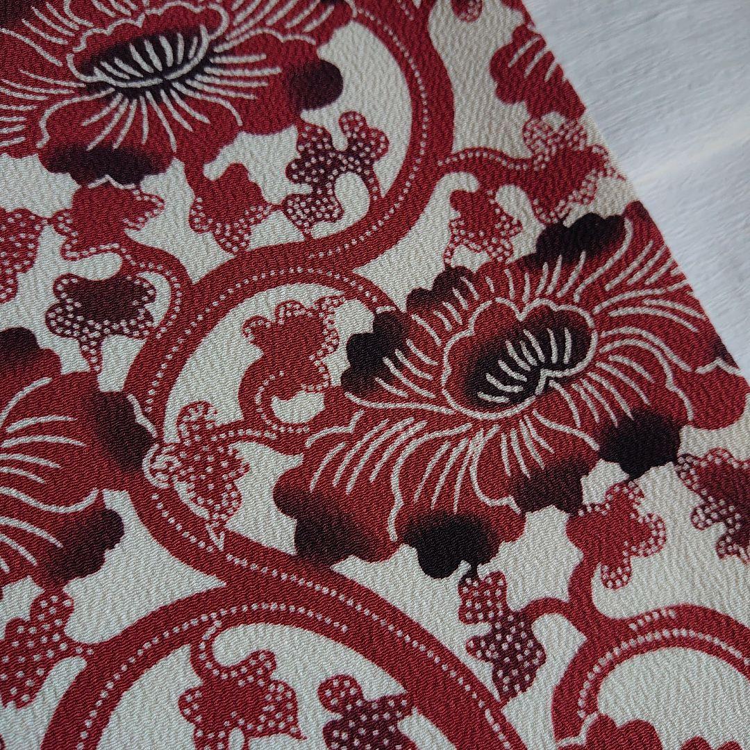 大人可愛い花唐草模様 草木手染めのちりめん開き名古屋帯