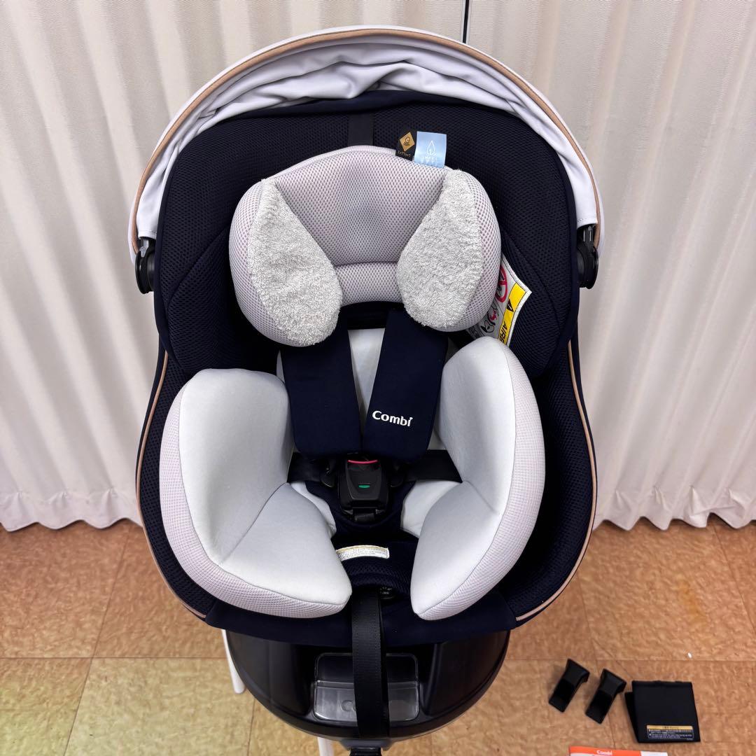クリーニング済　☆美品☆　新生児　コンビ　クルムーヴ　ISOFIX　EG　完品