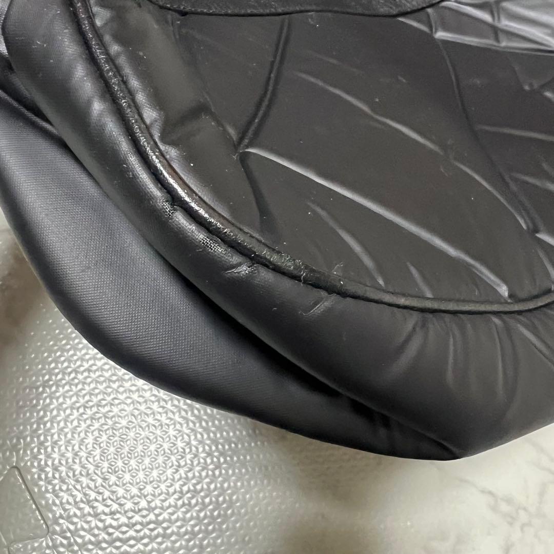 ハンティングワールド　バチュークロス　黒　メッセンジャーバック　ショルダーバック