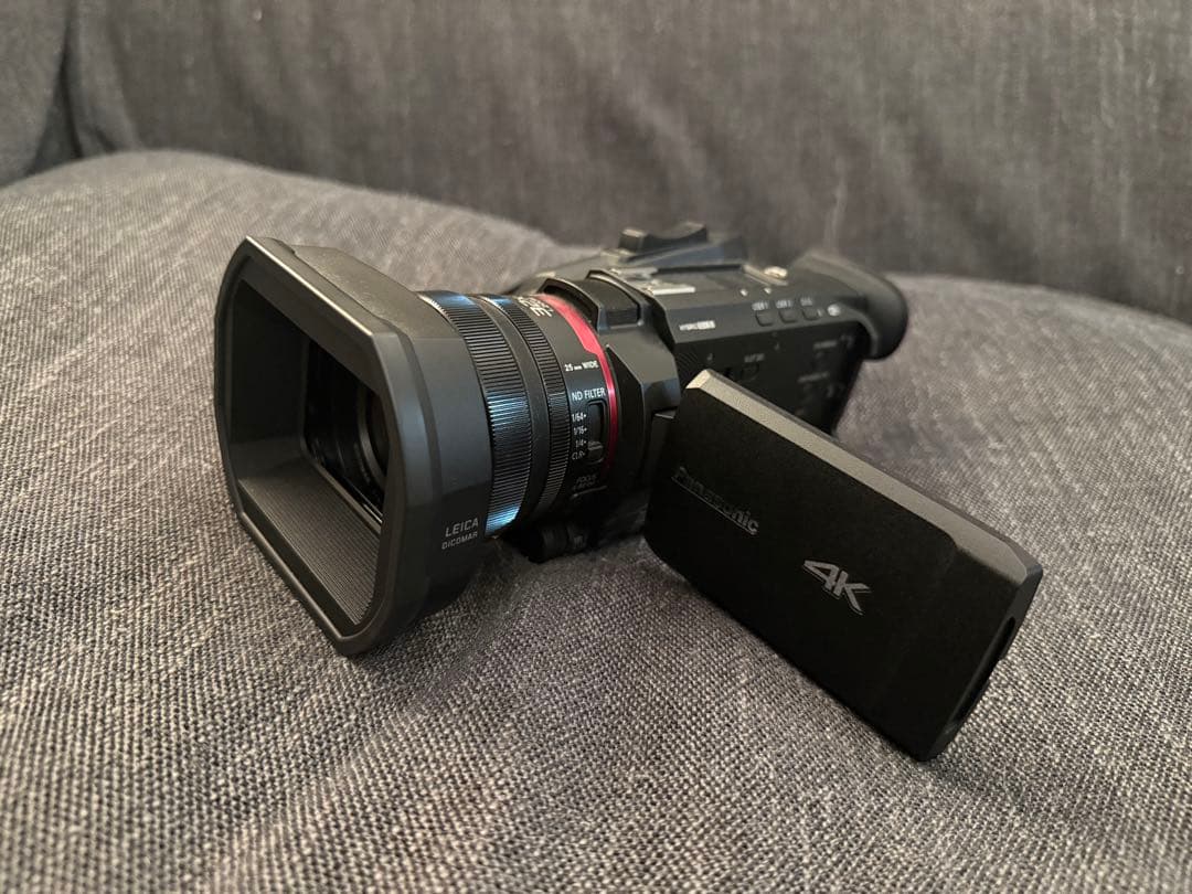 Panasonic 4K ビデオカメラ HC-X1500 箱、電池無し ジャンク