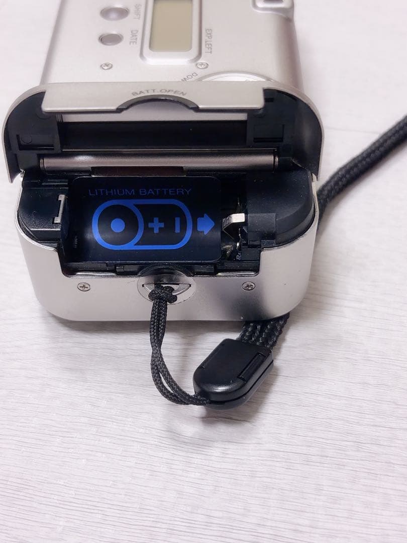 ジャンク品 FUJIFILM TIARA ZOOM