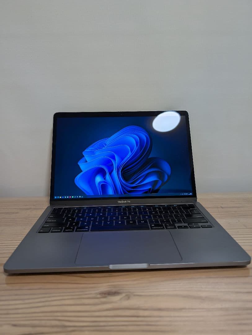 MacBook本体 macbook pro 2020 i5 32gb 512gb