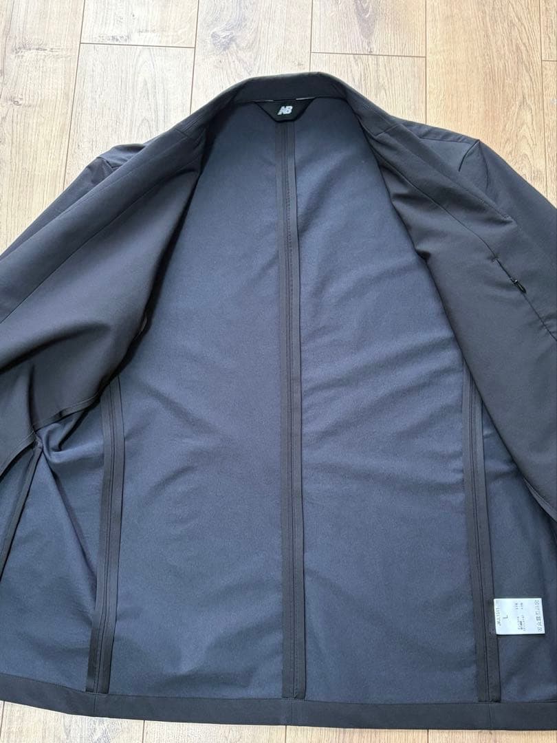 NEW BALANCE MET24 セットアップ　ジャケット　パンツ