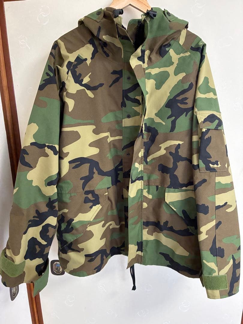 ECWCS GEN1 GORETEX 実物　パーカー large regular