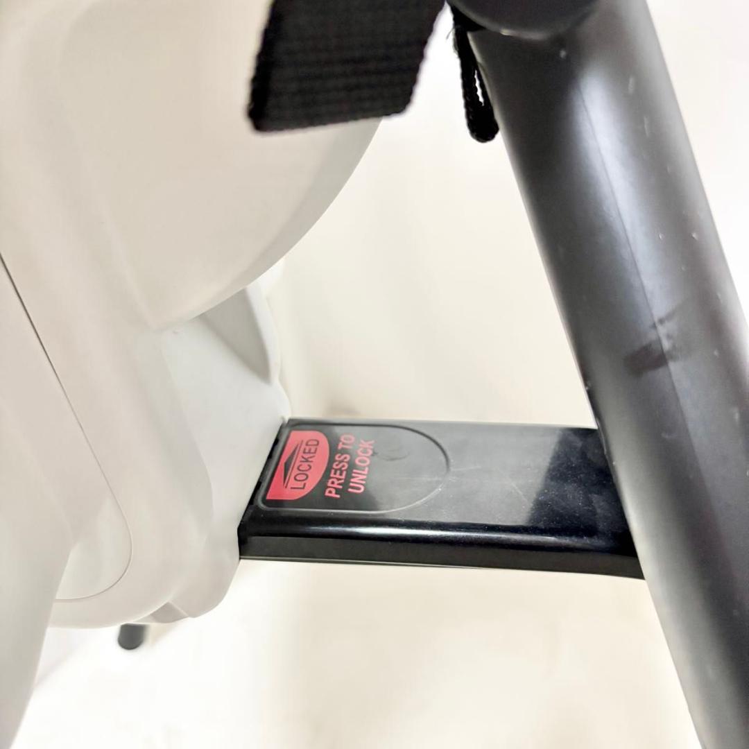 ハーネス付き　ベビービョルン ハイチェア ベビーチェア 廃盤　BABYBJORN