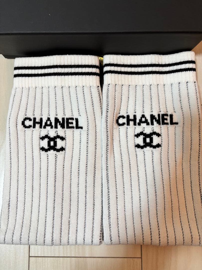 CHANEL ストライプ レッグウォーマー ホワイト