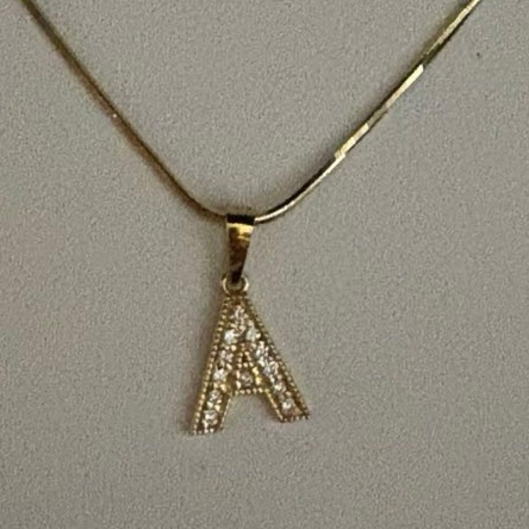 K18YG Aイニシャル ダイヤモンド ペンダントトップ レディース
