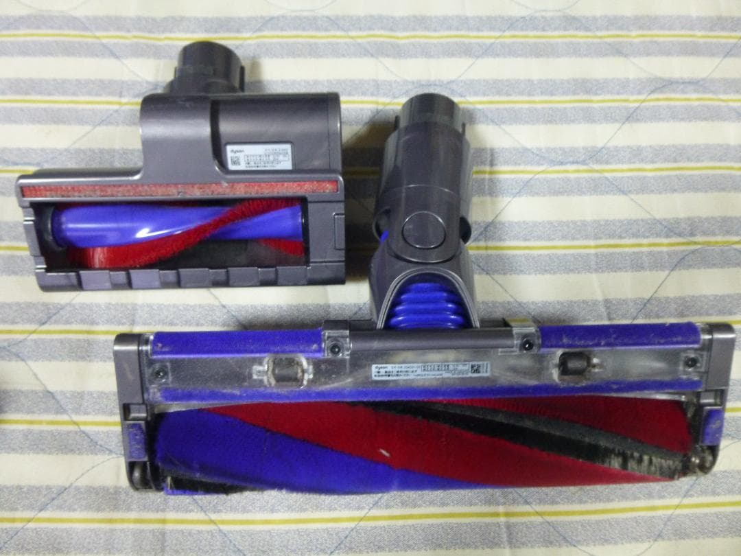 純正フロアドック付属　ダイソンSV18　動作確認済みの美品　エコモード47分