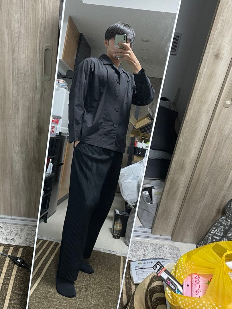 プリーツパンツ　黒　サイズ2 オムプリッセイッセイミヤケ