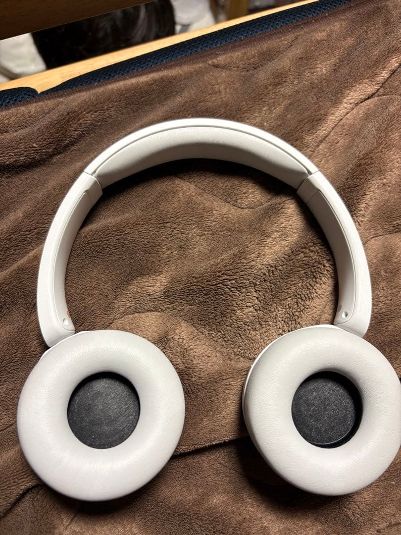 SONY ワイヤレスヘッドホン ホワイト