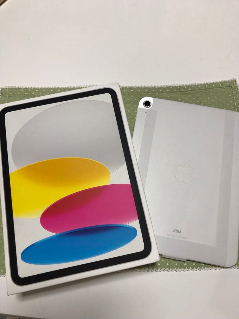 未使用　Apple iPad(第10世代)64GB W i-F iシルバー