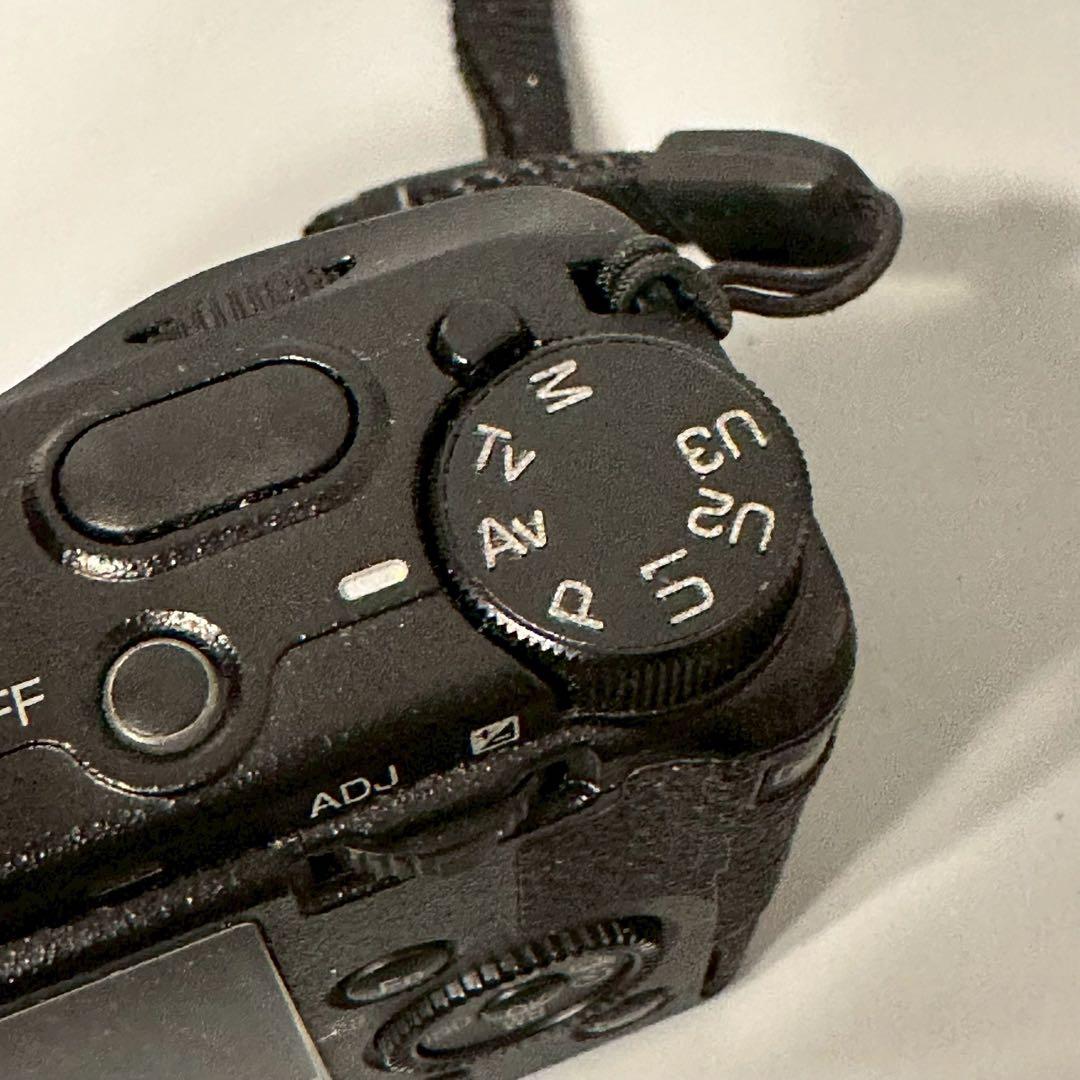 RICOH リコー R02010 GRⅢ コンパクト　デジタルカメラ　ジャンク