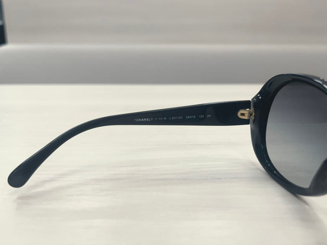 CHANEL サングラス　スタイリスト辻直子さん