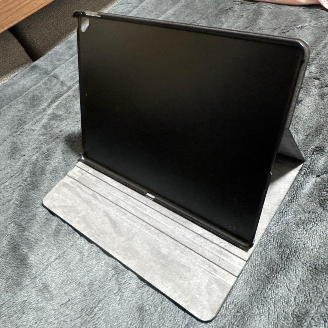 iPad Pro第二世代12.9㌅SIMフリー512GBバッテリー満充電97%