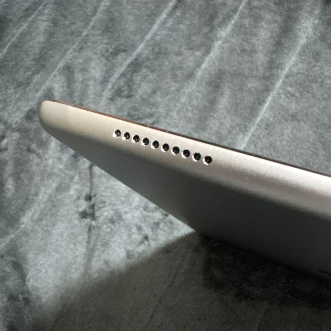 iPad Pro第二世代12.9㌅SIMフリー512GBバッテリー満充電97%