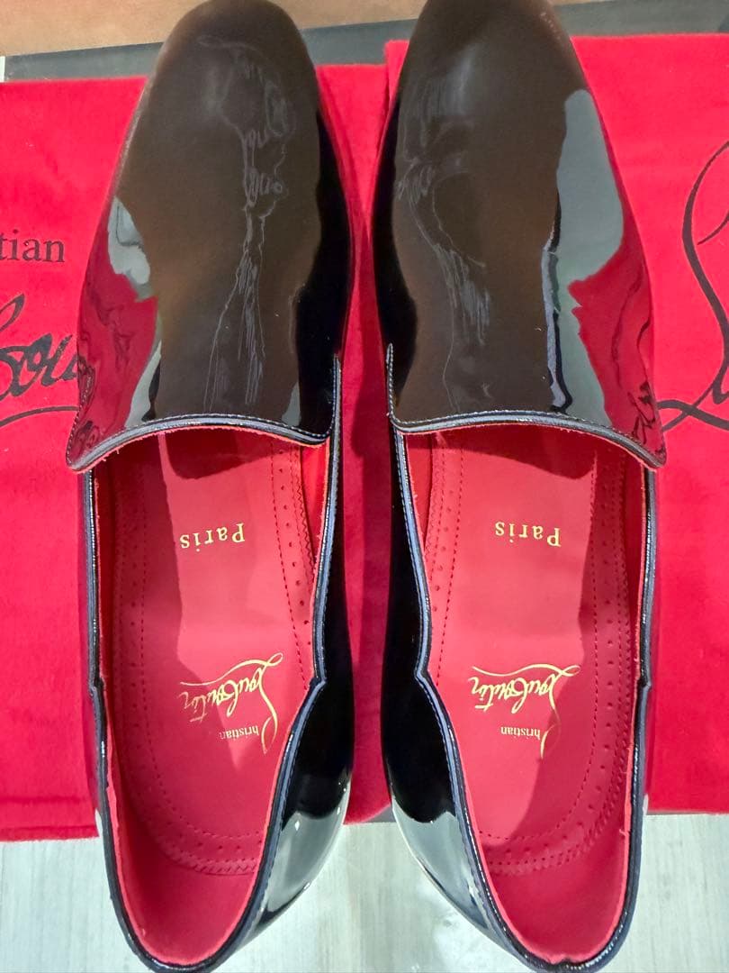 未使用 クリスチャンルブタン パテントローファー 39.5 黒