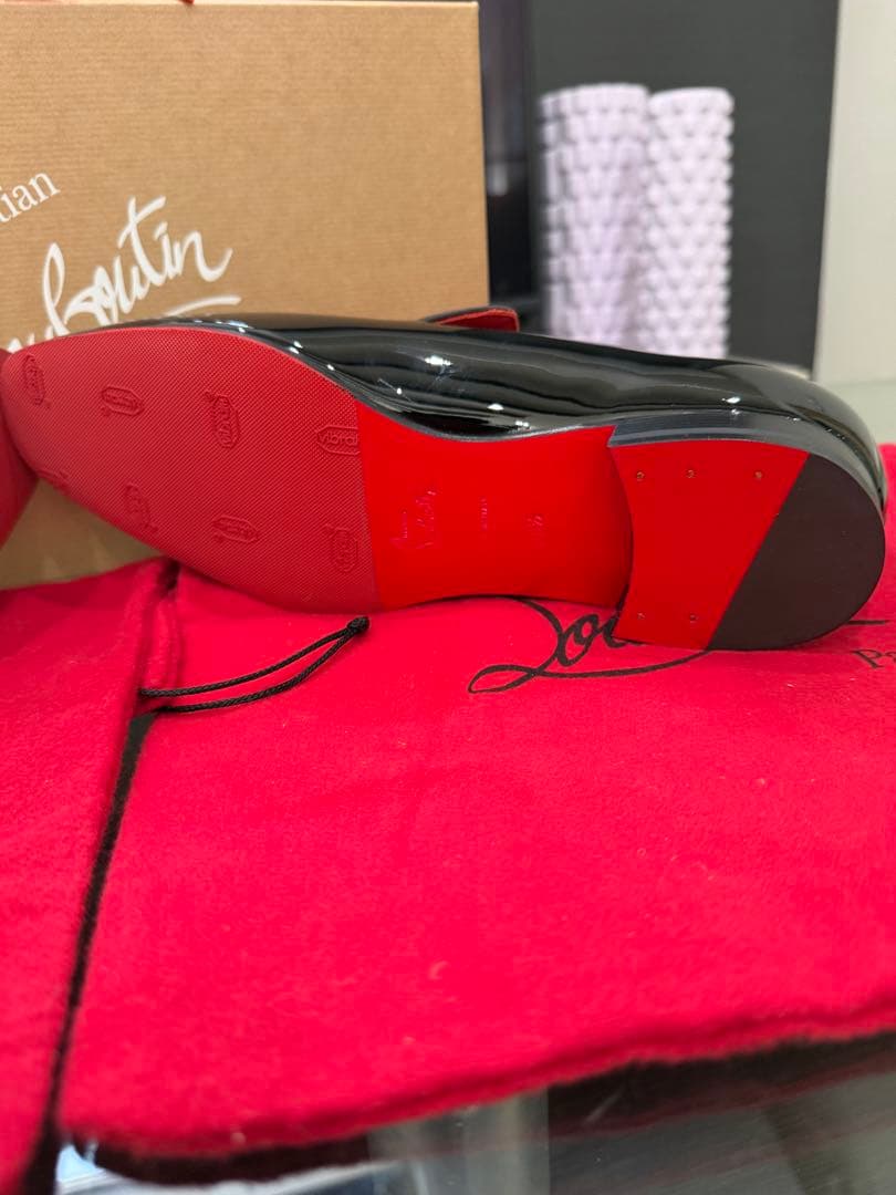 未使用 クリスチャンルブタン パテントローファー 39.5 黒