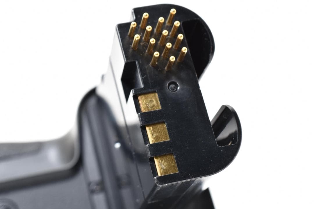 美品 NIKON バッテリーグリップ MB-D200 ニコン H140