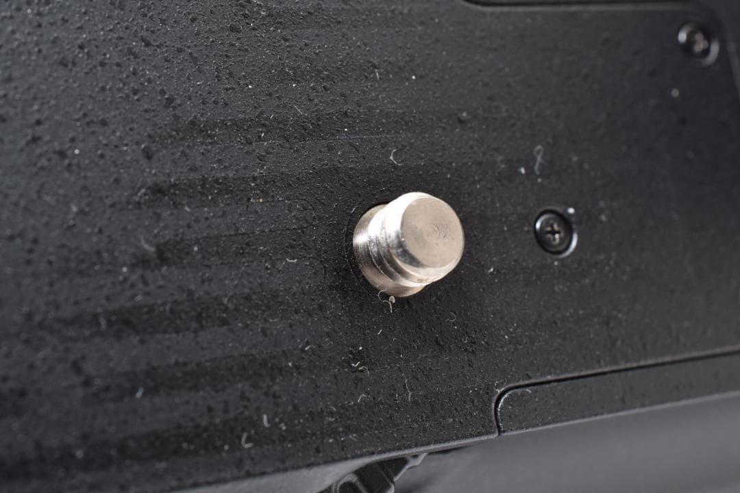 美品 NIKON バッテリーグリップ MB-D200 ニコン H140