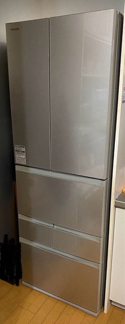 2024年製 TOSHIBA 東芝 ノンフロン 冷凍 冷蔵庫 6ドア シルバー