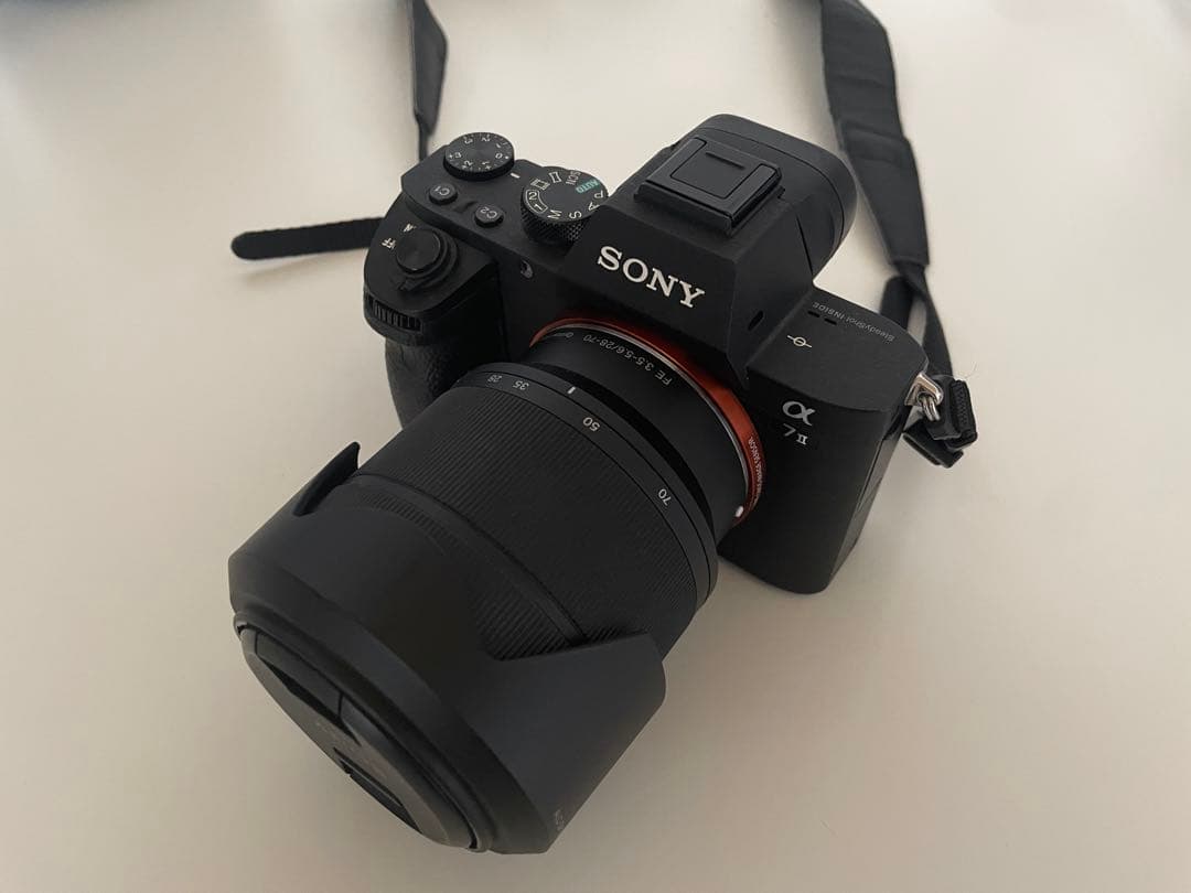 【美品】Sony α7 II ズームレンズキット + カメラバッグ・三脚セット
