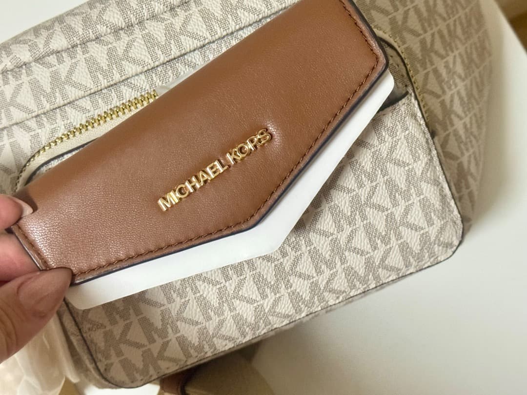 MICHAEL KORS ボディバッグ・ウエストポーチ