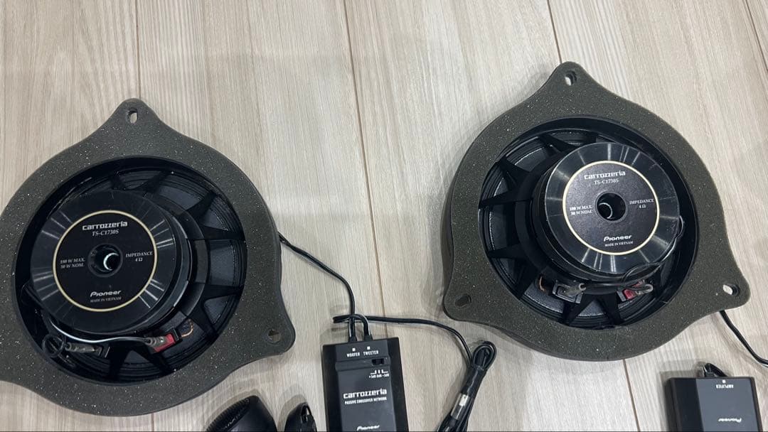 白*い様 Pioneer carrozzeria TS-C1730 スピーカー
