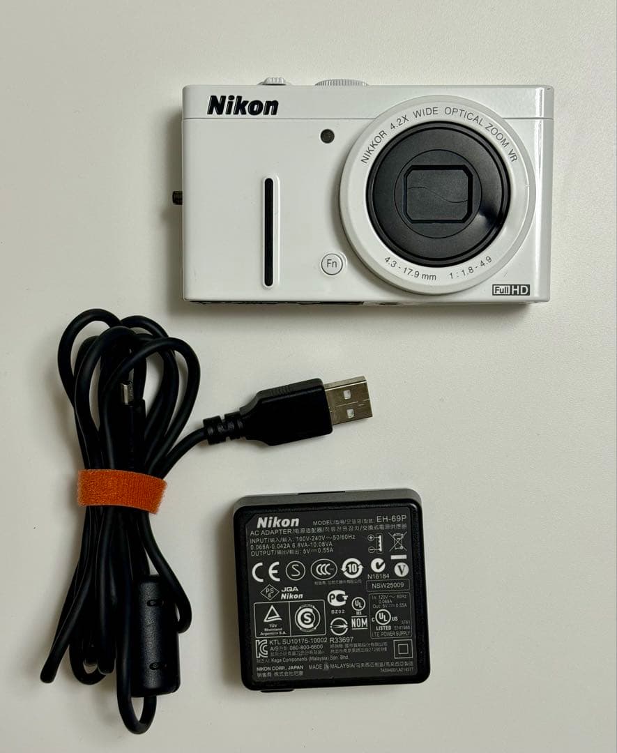 Nikon コンパクトデジタルカメラ