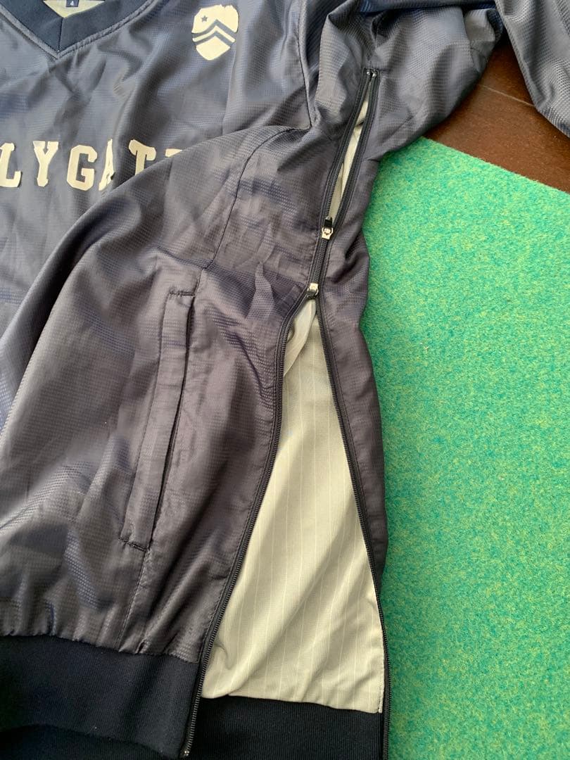 パーリーゲイツスニード　メンズレディース　サイズ４