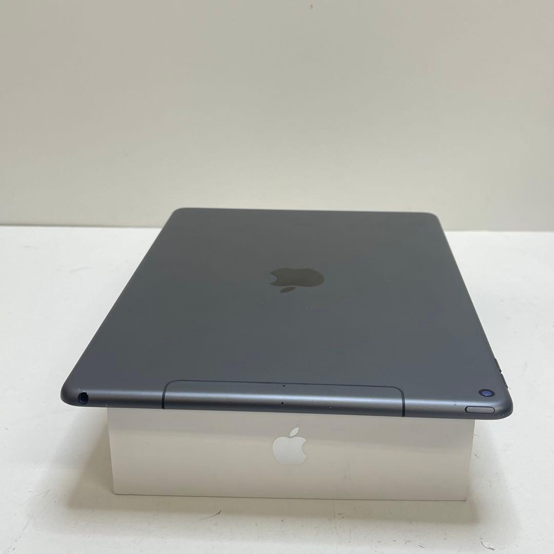 iPad Air 第3世代 64Gb Wi-fi + Cellular 97％