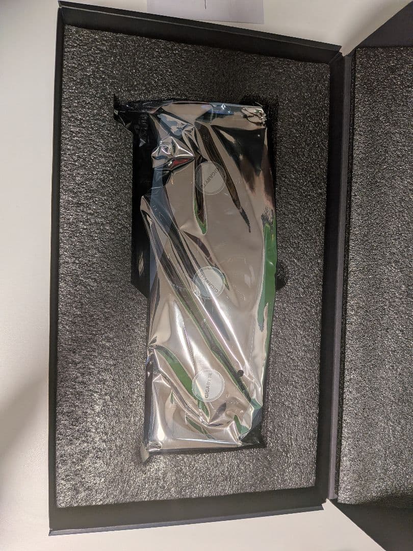 GIGABYTE Radeon RX 7600 8GB 外箱あり