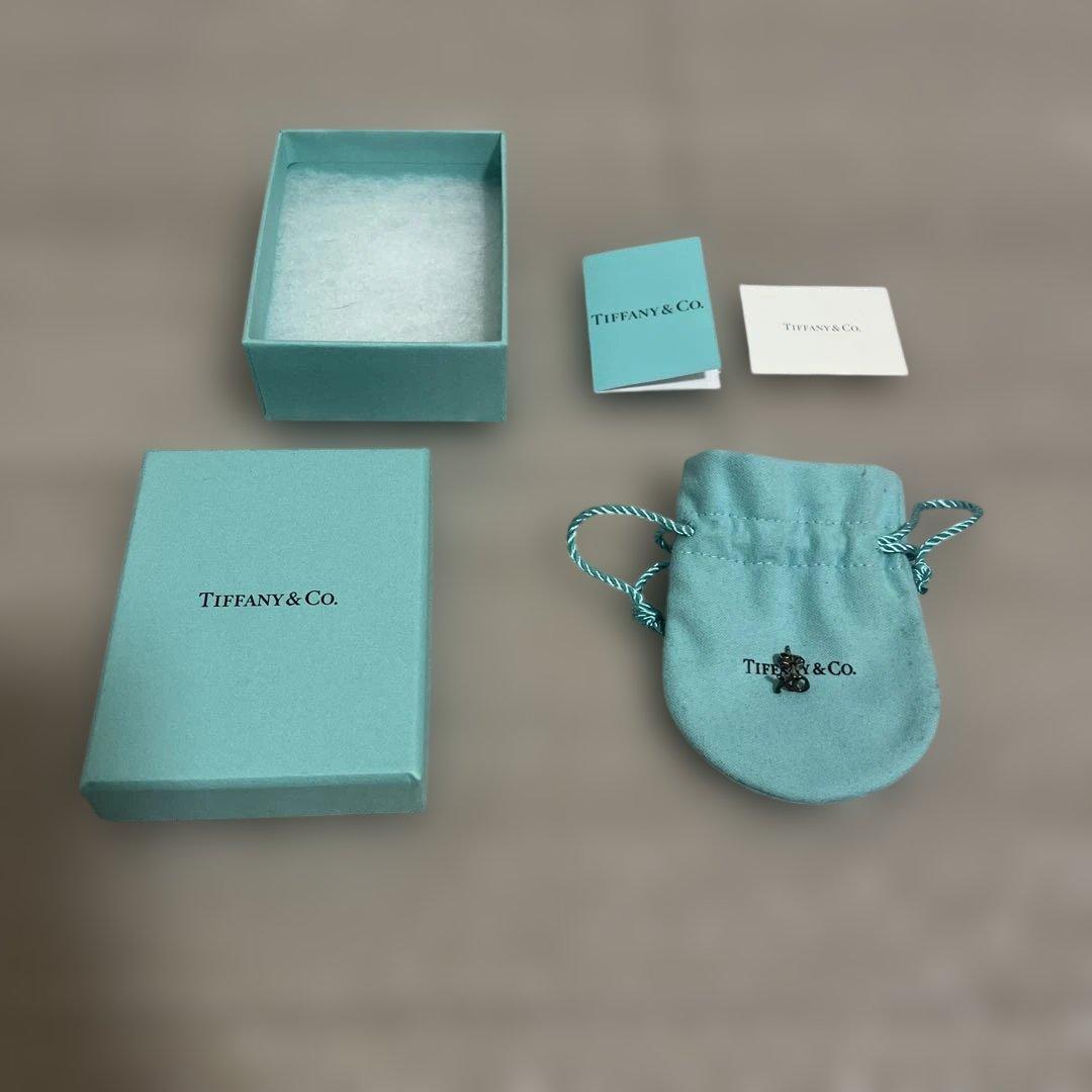 Tiffany ピアス　ラブ&キス　シルバー