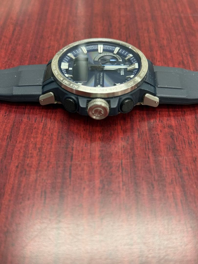 CASIO　PRO TREK デジタル腕時計 5578