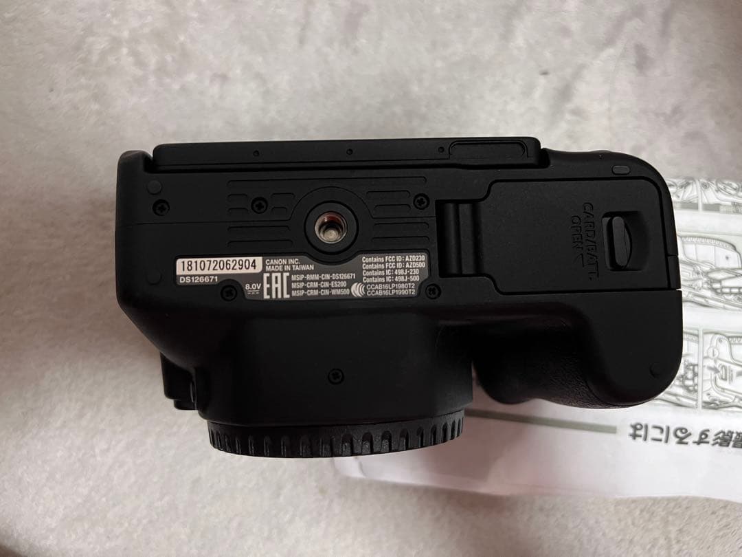 Canon EOS 一眼レフカメラ 可動式ディスプレイ