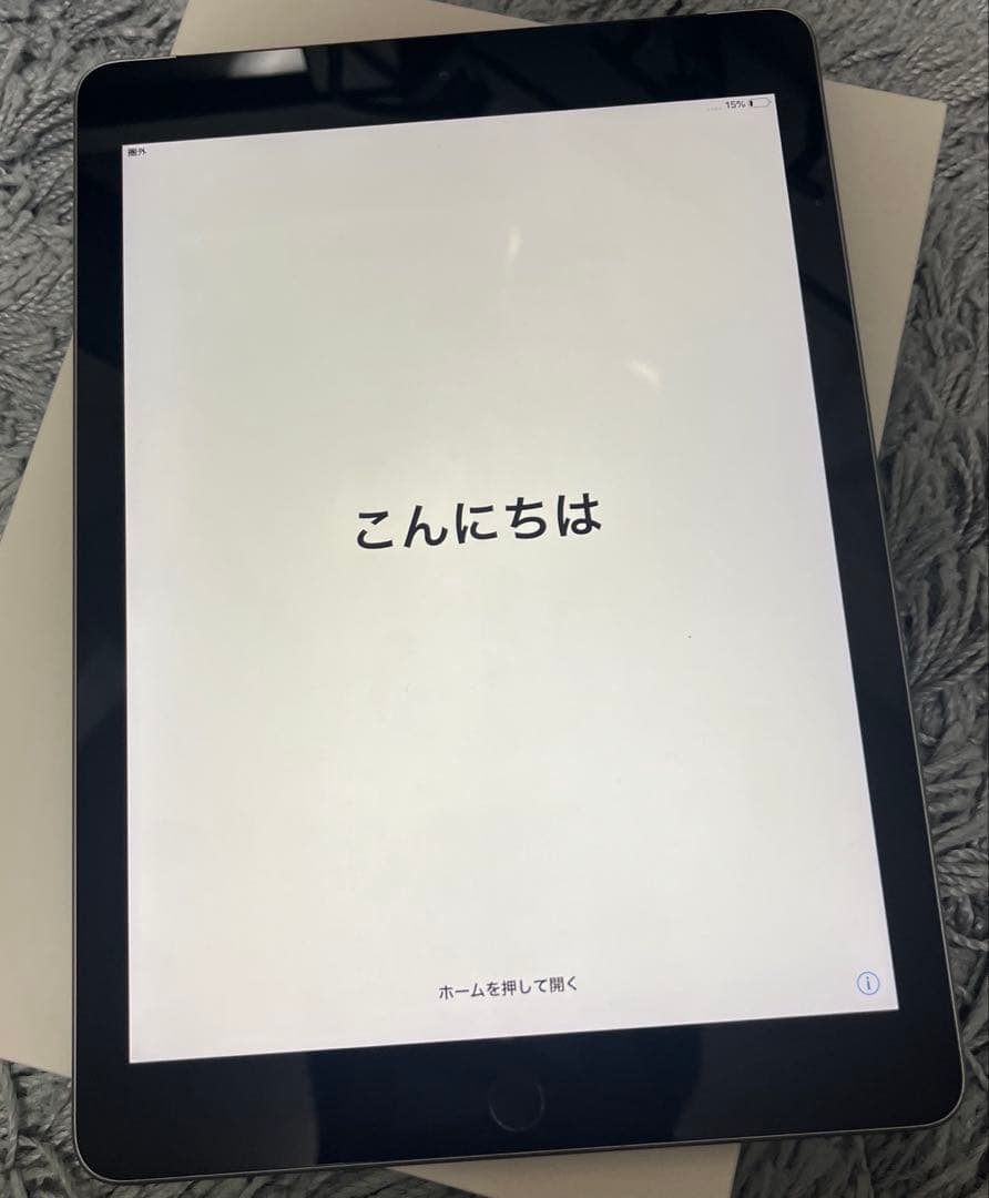 iPad（第６世代）32GB Wi-Fi+Cellular スペースグレー