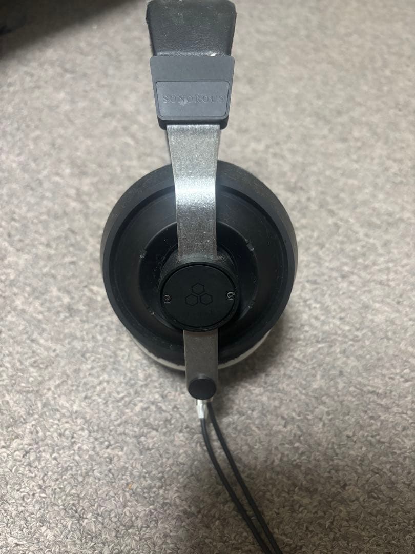 ヘッドホン final sonorous iv