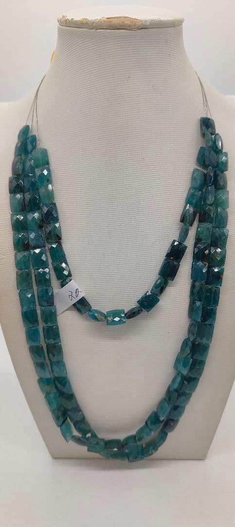 1806. グランディディライトスクエアカット3本連売り