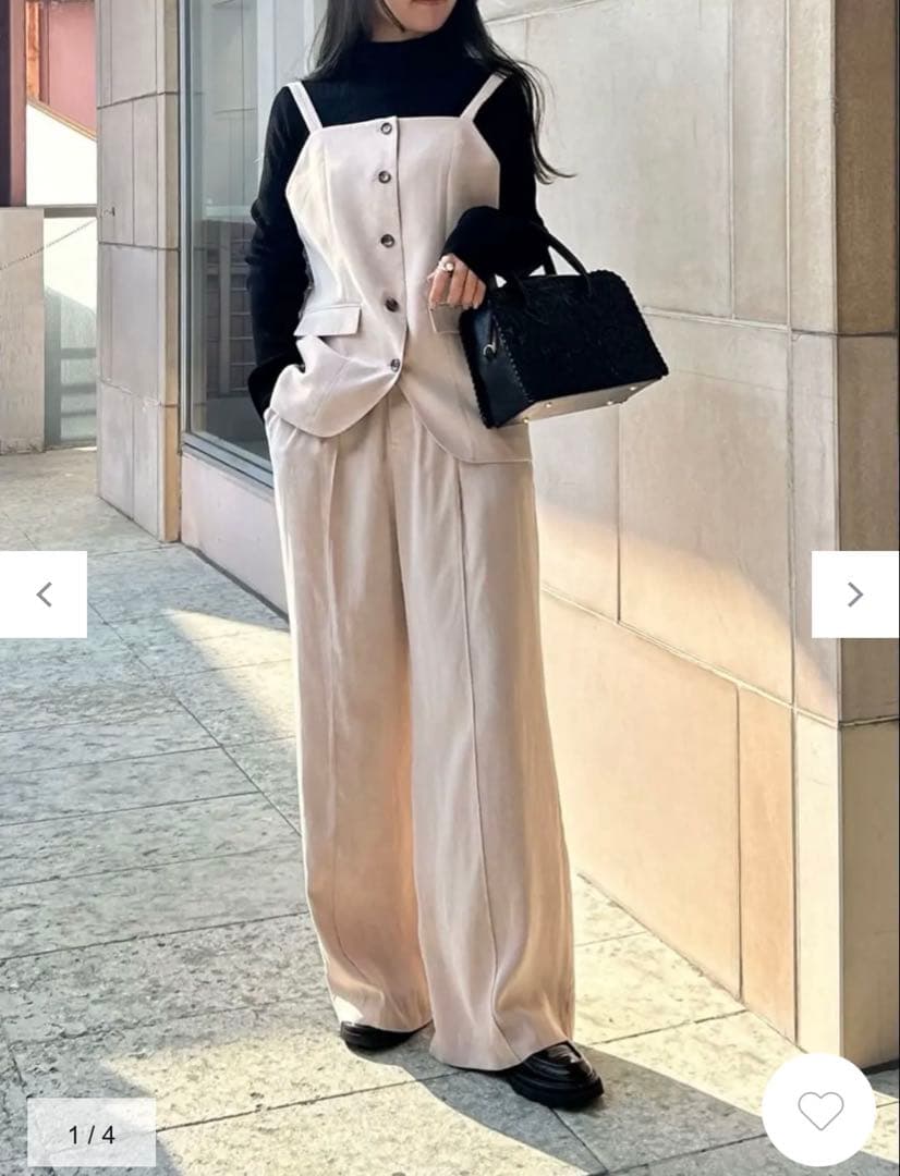 【2025年購入】グレースコンチネンタル　クラッシュサテンキャミトップス