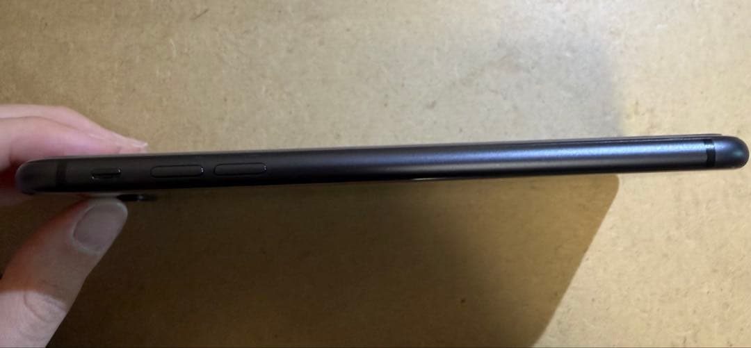 【美品】iPhone8plus 256GB SIMフリー 100% 箱