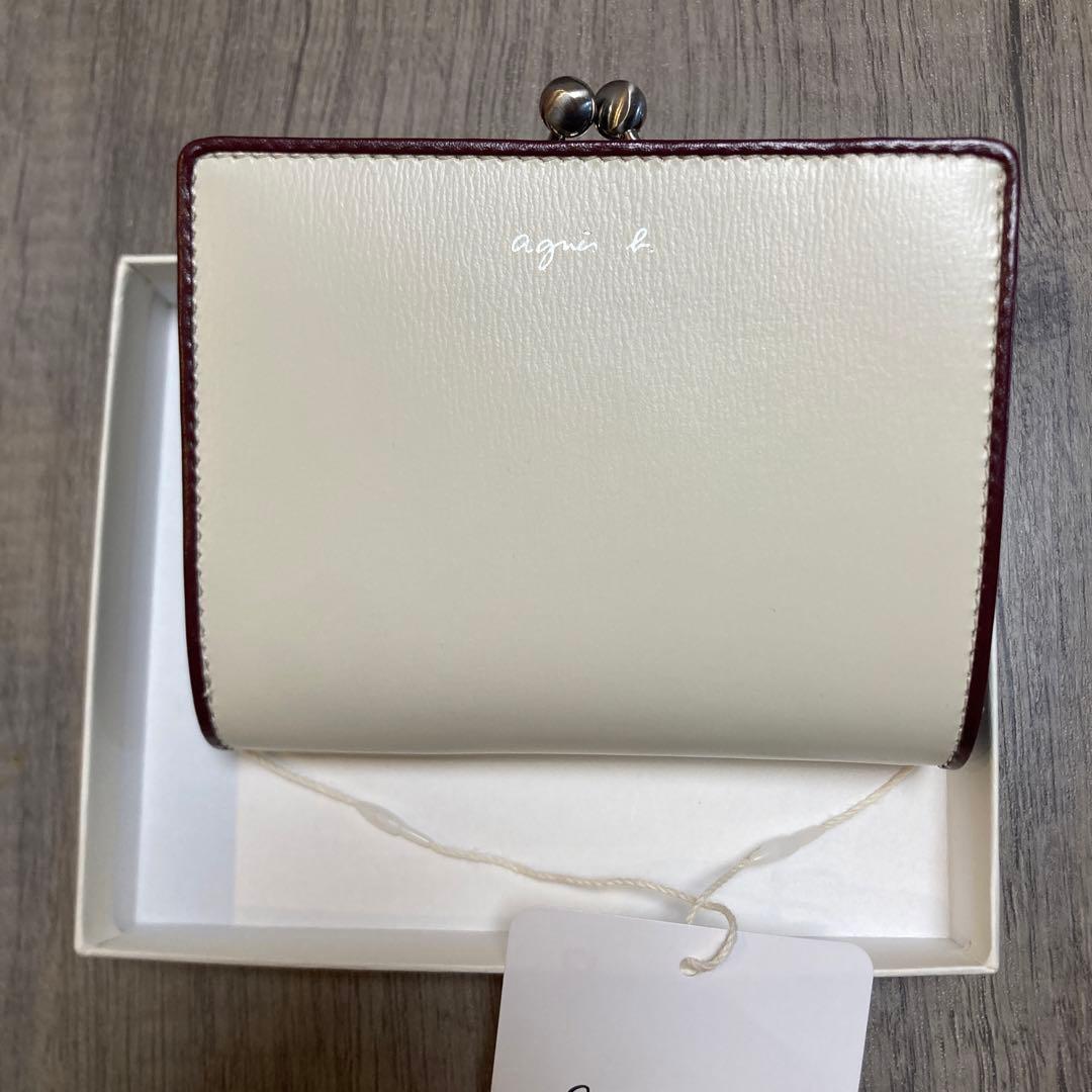 え*も様 お年玉特価　agnes b. voyage 二つ折り財布新品未使用