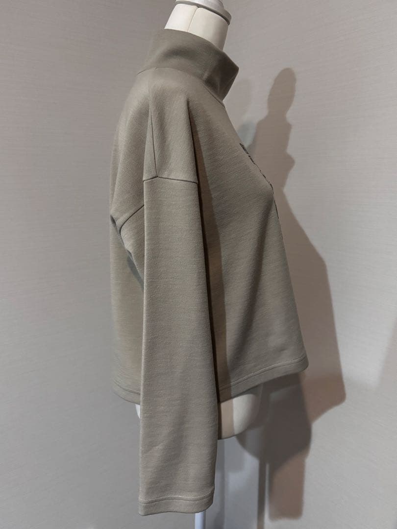 新品未使用☆HALF-NOTE♩のプリント プルオーバー