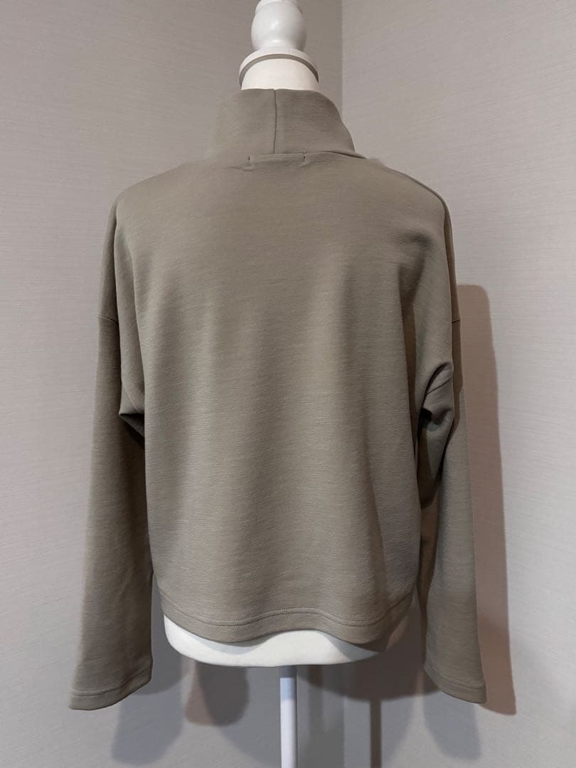 新品未使用☆HALF-NOTE♩のプリント プルオーバー