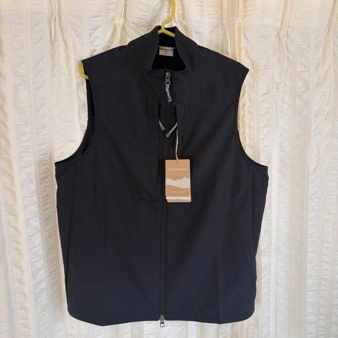 新品未使用、Houdini ブラック ベスト M